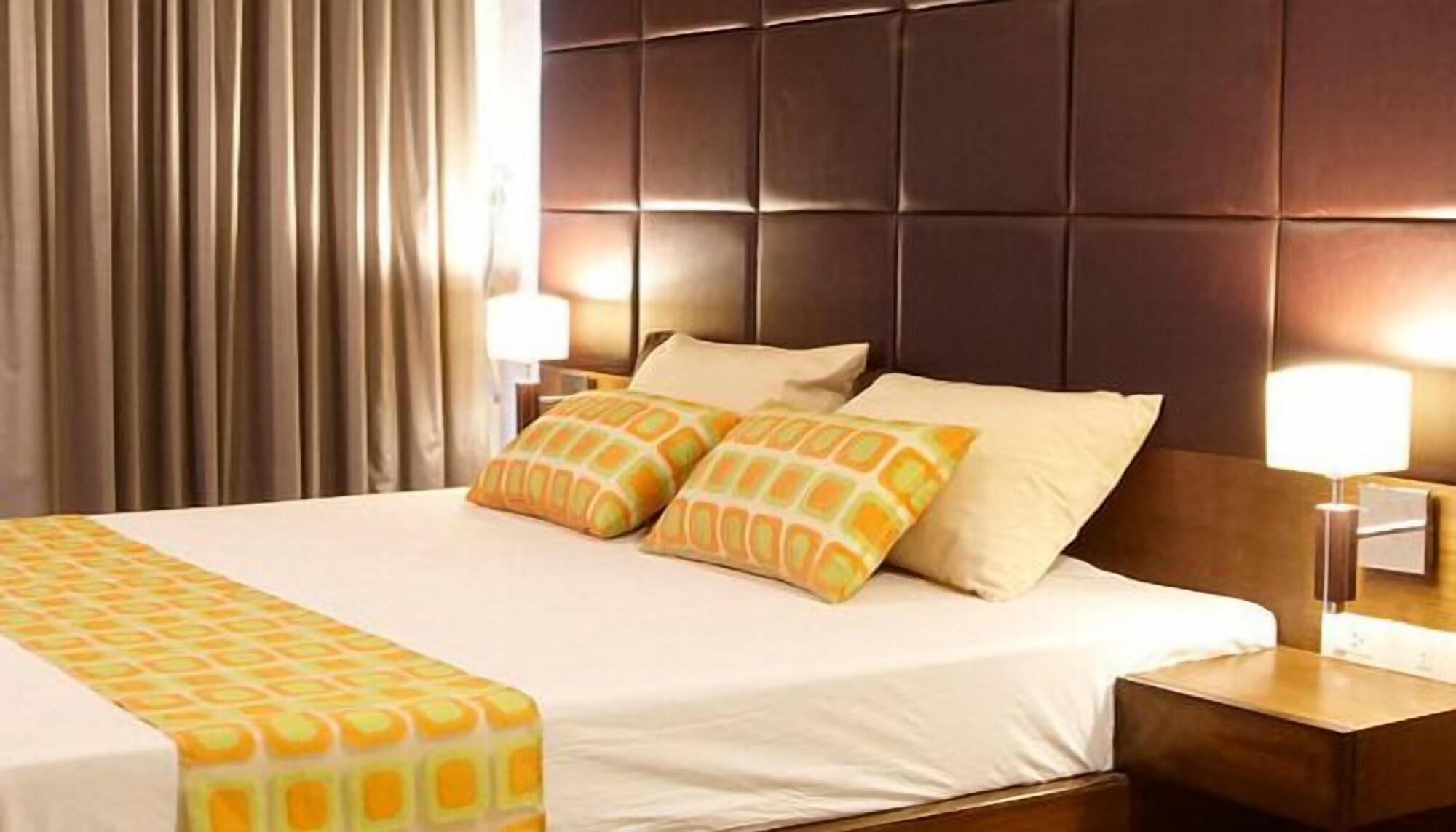 Collection O The Bangkok Cha Cha Suite Luaran gambar
