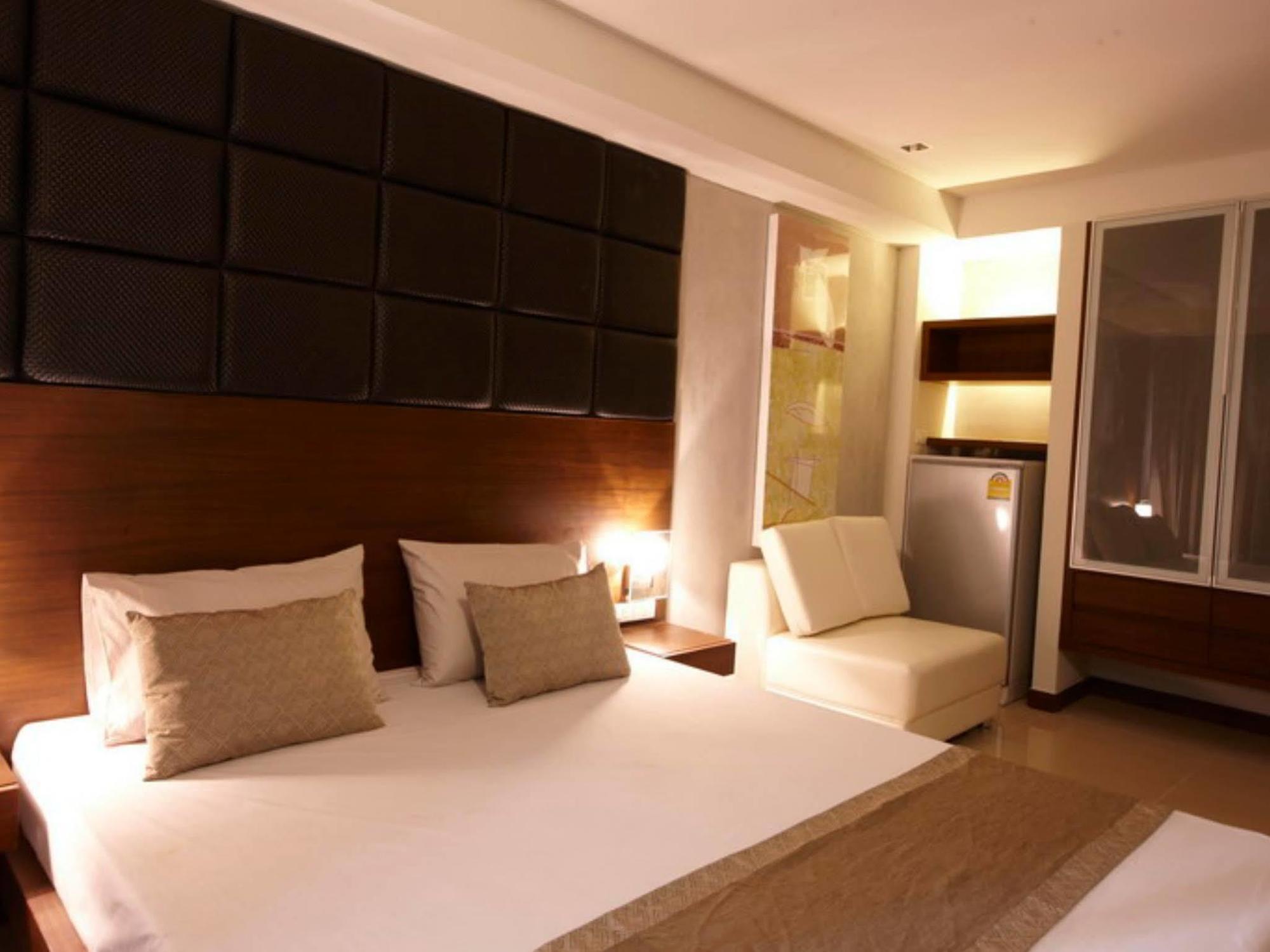 Collection O The Bangkok Cha Cha Suite Luaran gambar
